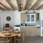 Anna Villa